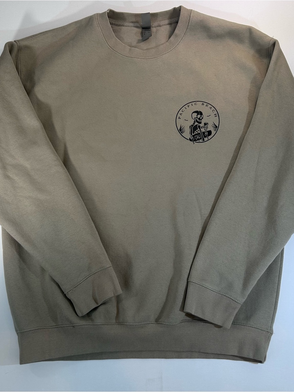 Pacific Beach Skeleton Sweatshirt Mens XL Tan Cali Skull Graphic Crewneck